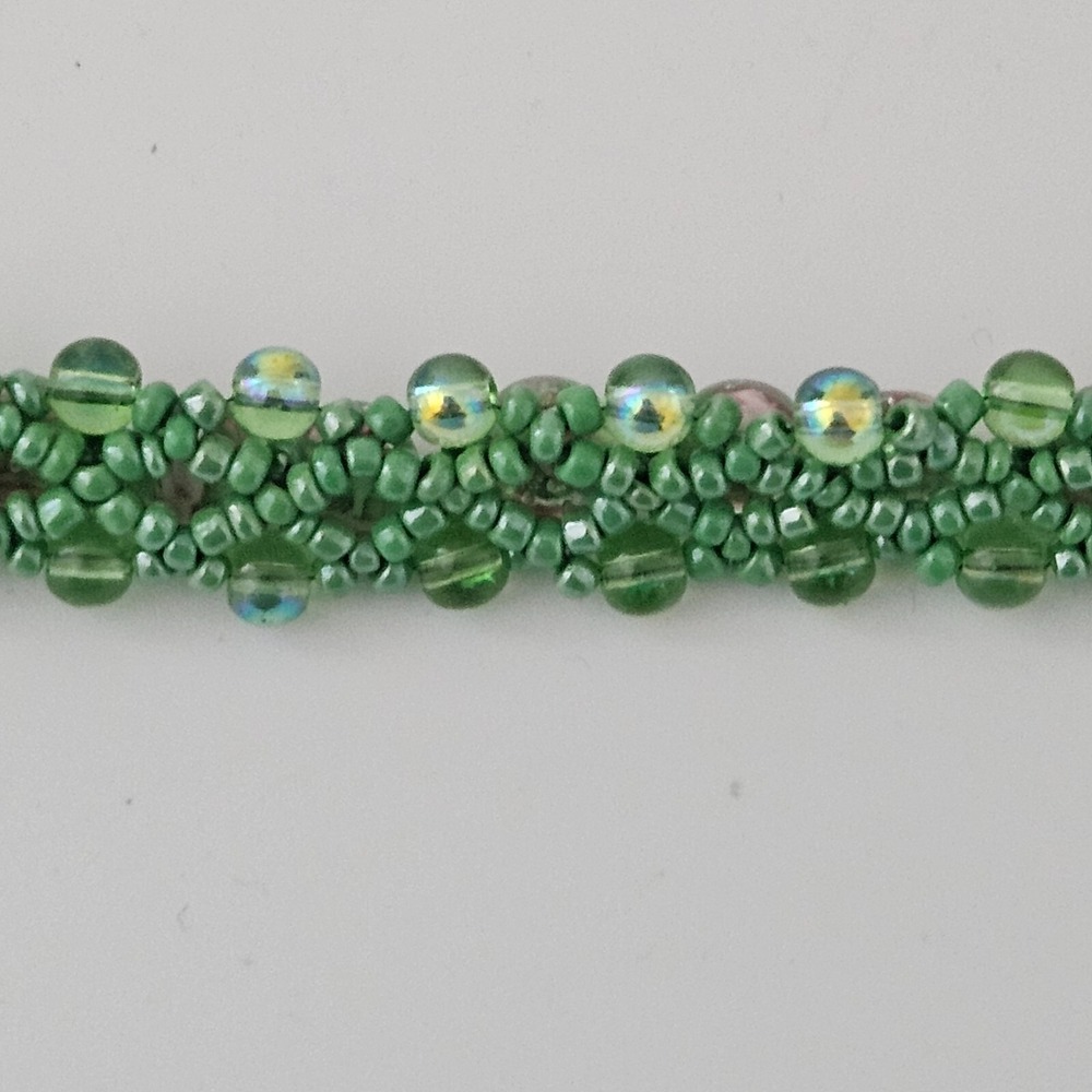 Glass Beaded Green Bracelet Flower Beads Floral Box Clasp 6 1/4" - Picture 8 of 10